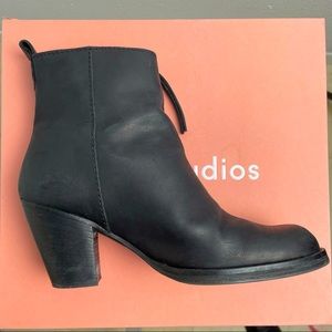 Acne Pistol Boot (39)